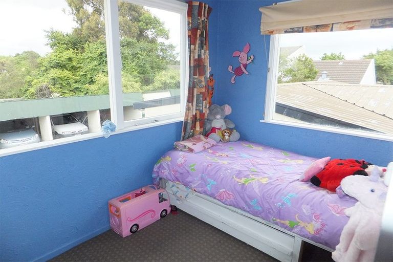 Photo of property in 8/23 Frederick Street, Waltham, Christchurch, 8011