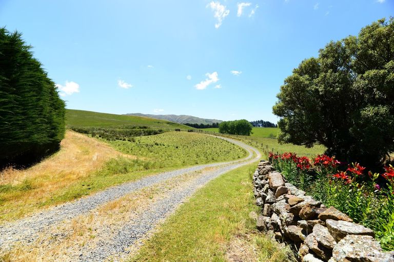 Photo of property in 617 Waihaorunga Back Road, Elephant Hill, Waimate, 7977