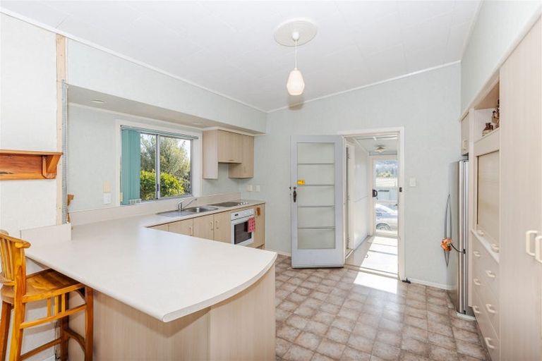 Photo of property in 12 Hill Street, Te Kuiti, 3910