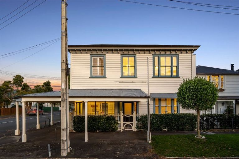 Photo of property in 7 Tainui Road, Devonport, Auckland, 0624