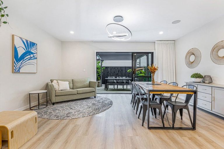 Photo of property in 3 Hea Road, Hobsonville, Auckland, 0616