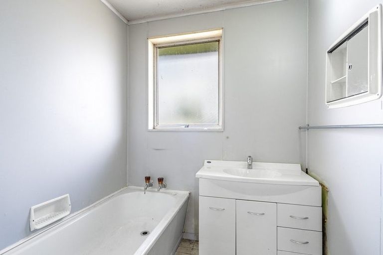 Photo of property in 74 Salford Street, Gore, 9710