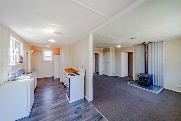 Photo of property in 15 Porritt Place, Waipukurau, 4200