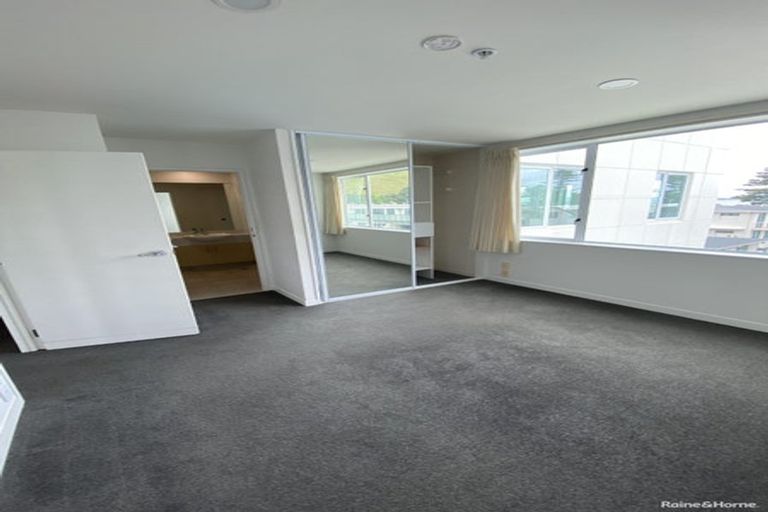 Photo of property in 12 Maunganui Road, Mount Maunganui, 3116