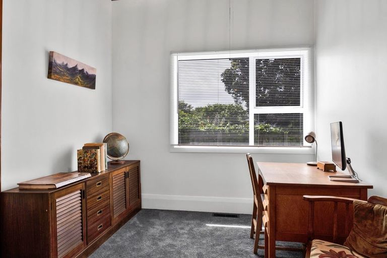 Photo of property in 195 South Road, Hawera, 4610