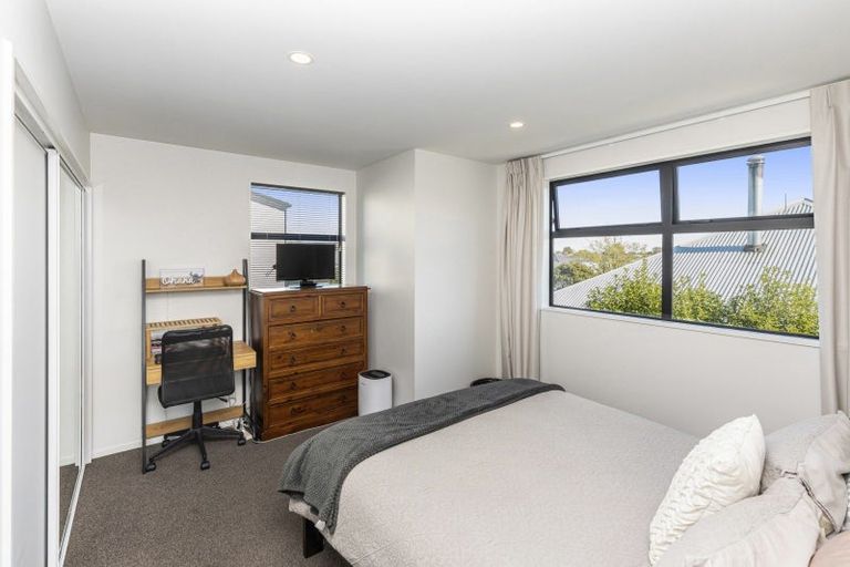 Photo of property in 2/38 Wildberry Street, Woolston, Christchurch, 8023