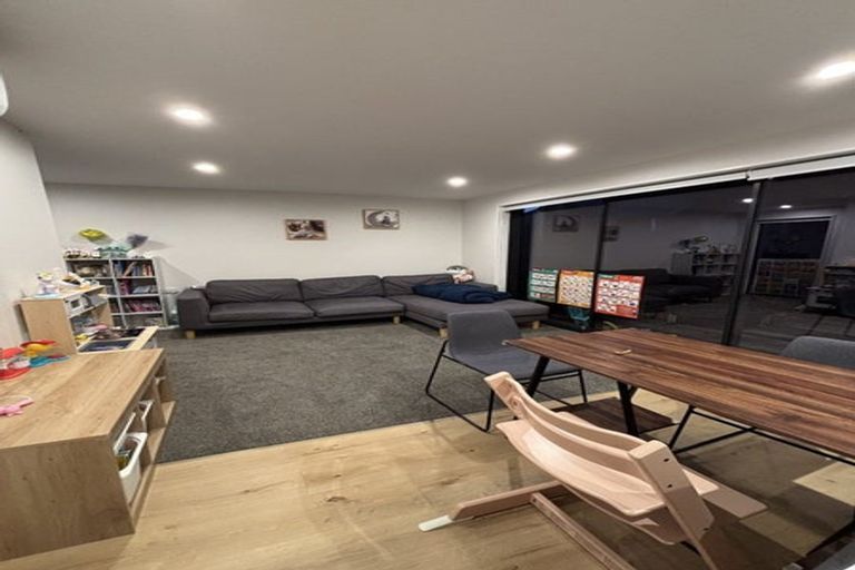 Photo of property in 2/58 Derby Street, St Albans, Christchurch, 8014