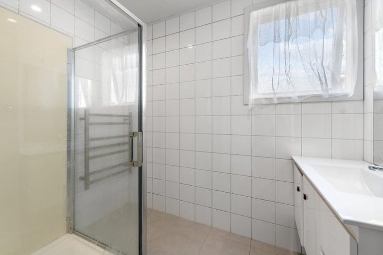 Photo of property in 48 Friesian Drive, Mangere, Auckland, 2022