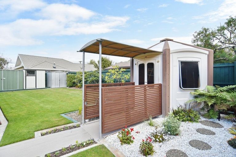 Photo of property in 3 Leith Place, Spreydon, Christchurch, 8024