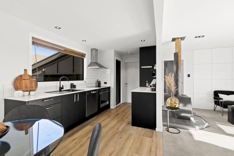 Photo of property in 65 Oregon Drive, Kelvin Heights, Queenstown, 9300
