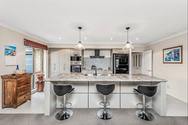 Photo of property in 72 Rotherham Drive, West Melton, 7618