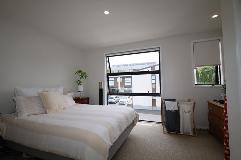 Photo of property in 2/36 Seventh Avenue, Tauranga, 3110