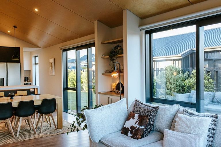 Photo of property in Northlake, 8 Linnburn Road, Wanaka, 9305