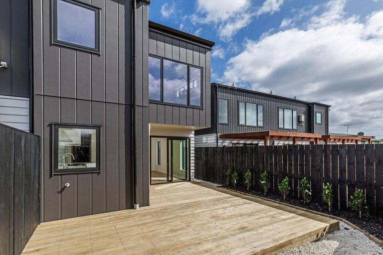 Photo of property in 647c Te Atatu Road, Te Atatu Peninsula, Auckland, 0610