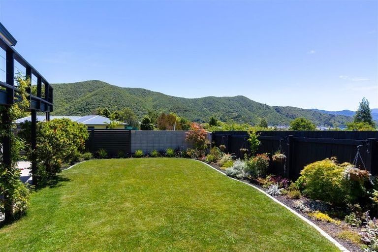 Photo of property in 108 Moana View Road, Waikawa, Picton, 7220
