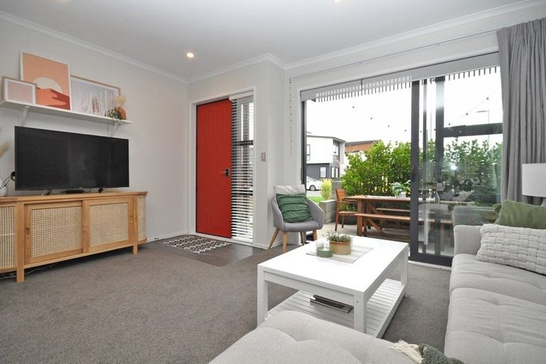 Photo of property in 31 Onekiritea Road, Hobsonville, Auckland, 0616