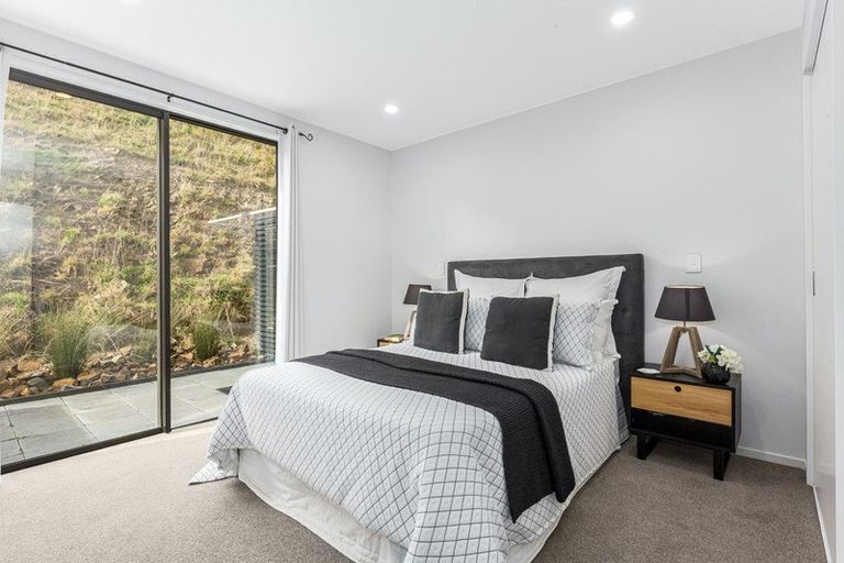 Photo of property in 43 Oakum Road, Whitby, Porirua, 5024