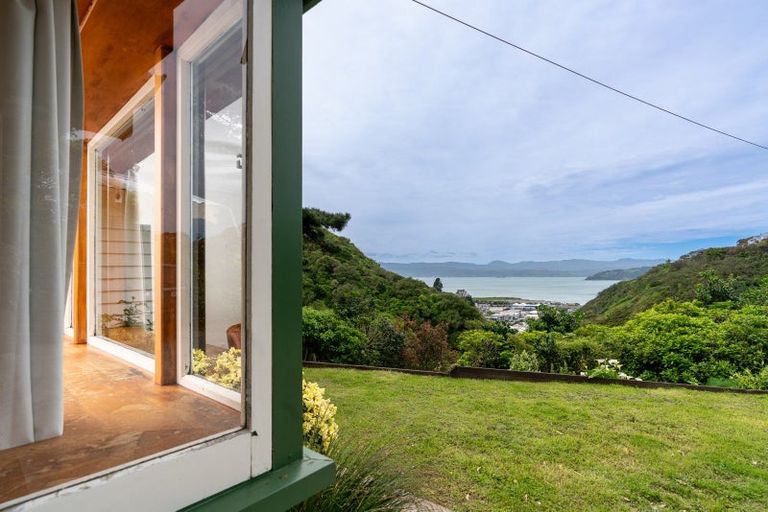 Photo of property in 44 Old Porirua Road, Ngaio, Wellington, 6035