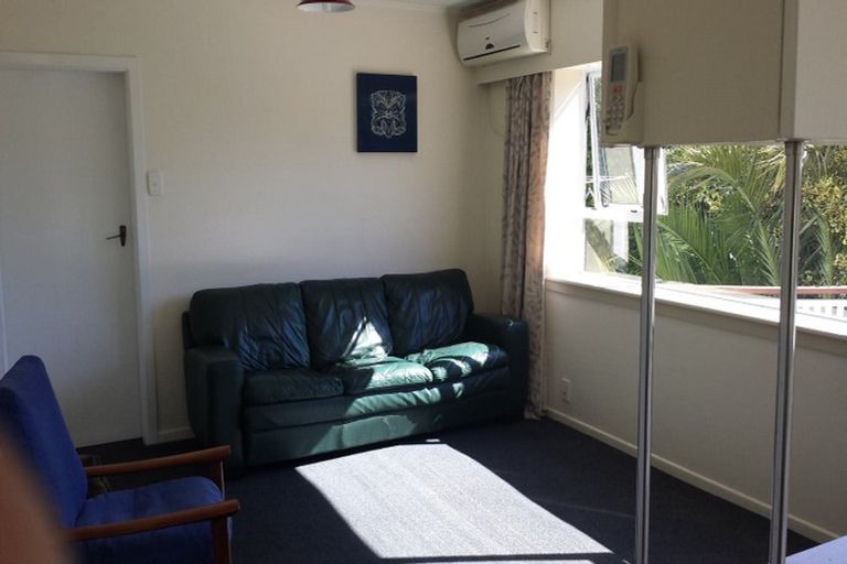 Photo of property in 132u3 Curtis Street, Northland, Wellington, 6012