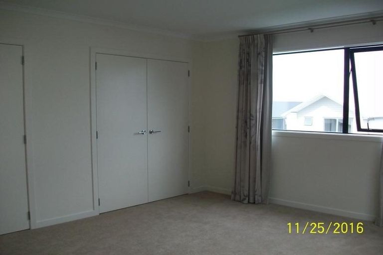 Photo of property in 16 Saltmarsh Road, Hobsonville, Auckland, 0616