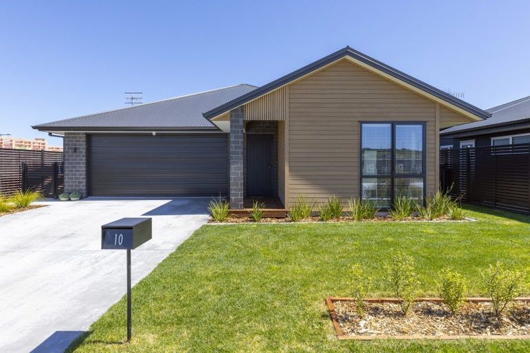 Photo of property in 10 Tatahi Street, Wharewaka, 3330