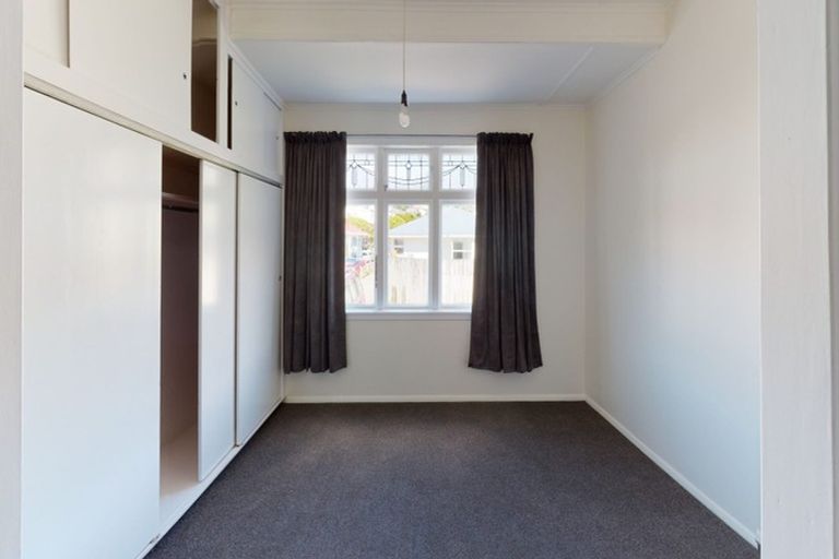 Photo of property in 26 Weka Street, Miramar, Wellington, 6022