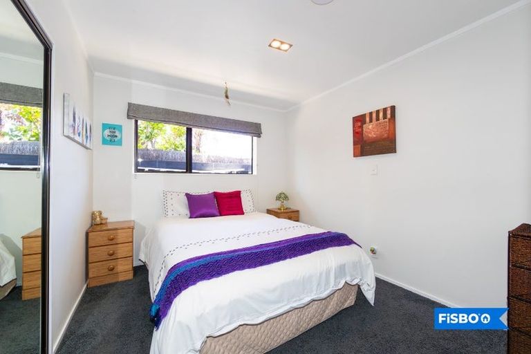 Photo of property in 66 Hetley Crescent, Taradale, Napier, 4112