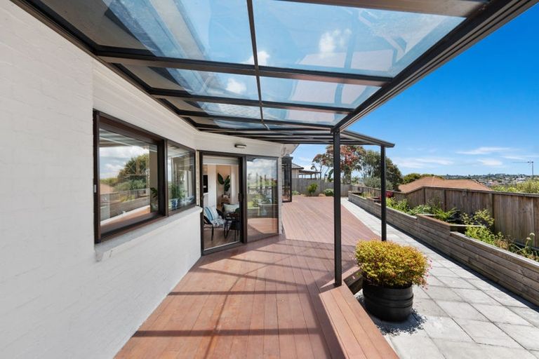 Photo of property in 216 Whitford Road, Shamrock Park, Auckland, 2016