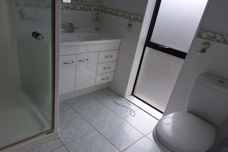 Photo of property in 53 Golfland Drive, Golflands, Auckland, 2013