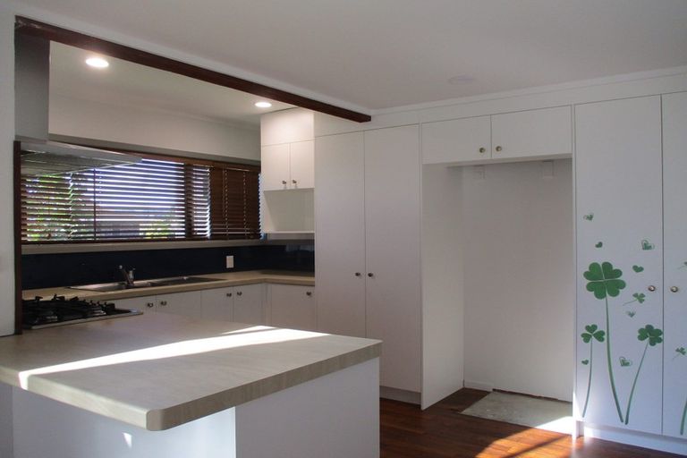 Photo of property in 6 Luxor Place, Pomare, Rotorua, 3015