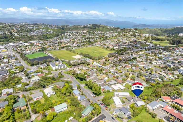 Photo of property in 93a Broderick Road, Johnsonville, Wellington, 6037
