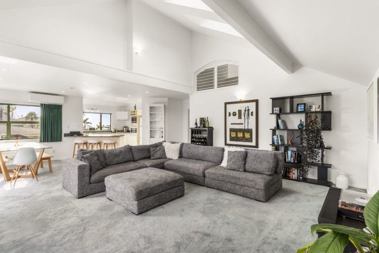 Photo of property in 59 Marellen Drive, Red Beach, 0932