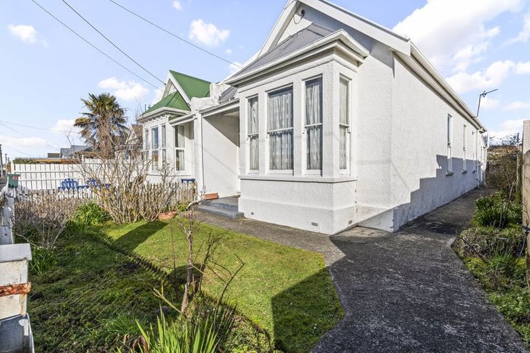 Photo of property in 12 Eskvale Street, Saint Kilda, Dunedin, 9012