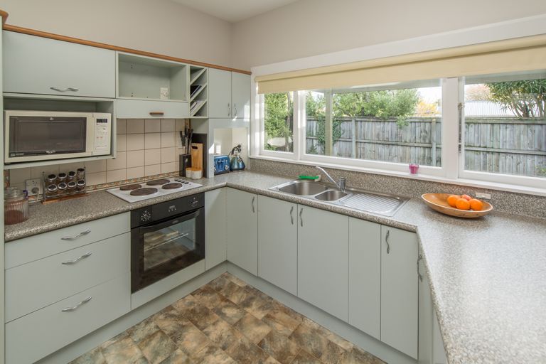 Photo of property in 96 Woodham Road, Linwood, Christchurch, 8062