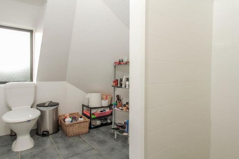 Photo of property in 39 Chamari Close, Titirangi, Auckland, 0604