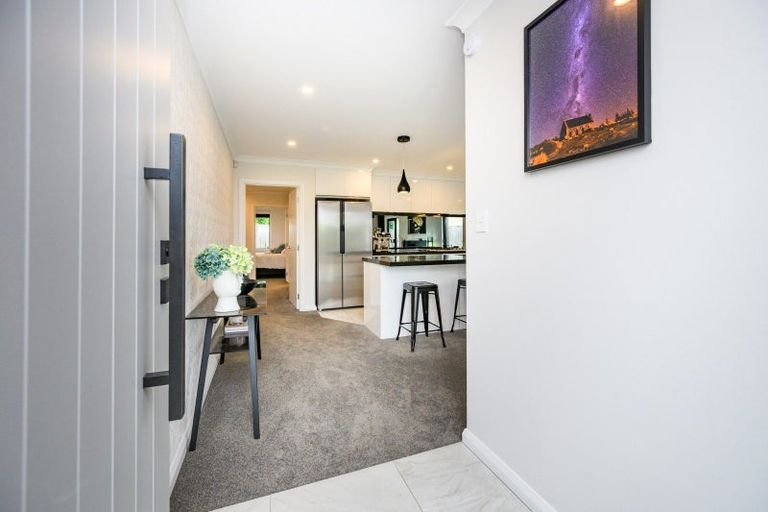 Photo of property in 6 Ngaio Street, West End, Palmerston North, 4412