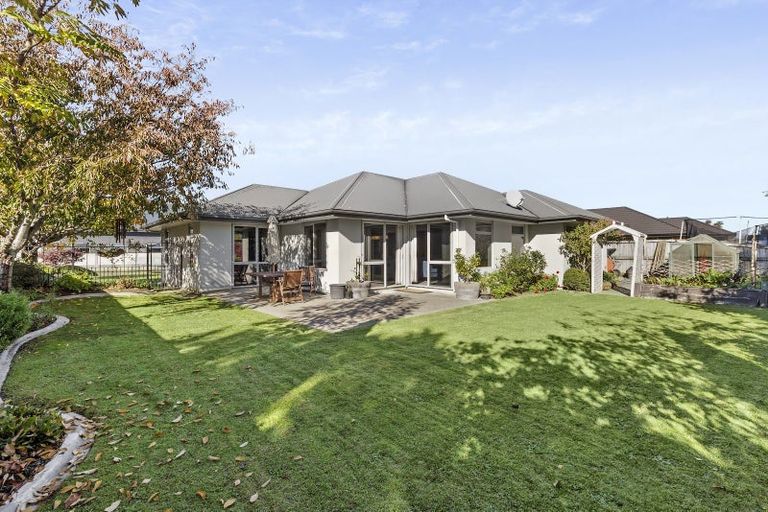 Photo of property in 12 Curtis Street, Stoke, Nelson, 7011