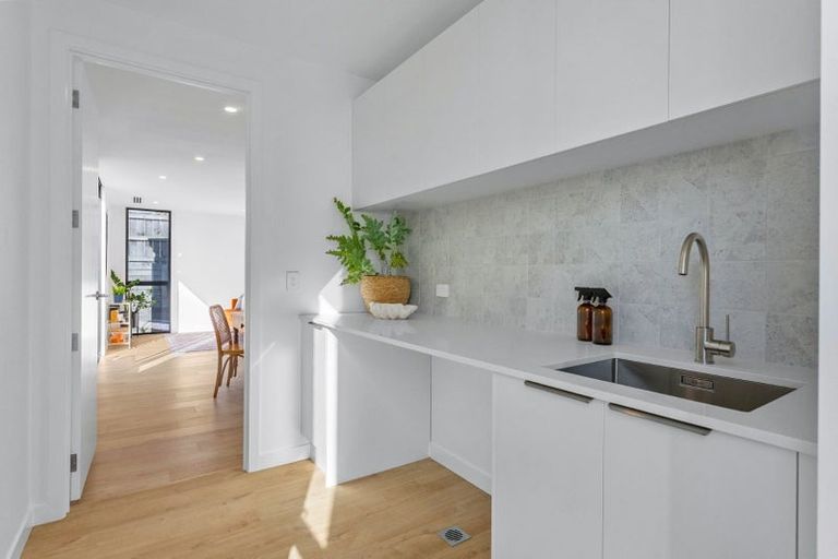 Photo of property in 45a Rosario Crescent, Red Beach, 0932