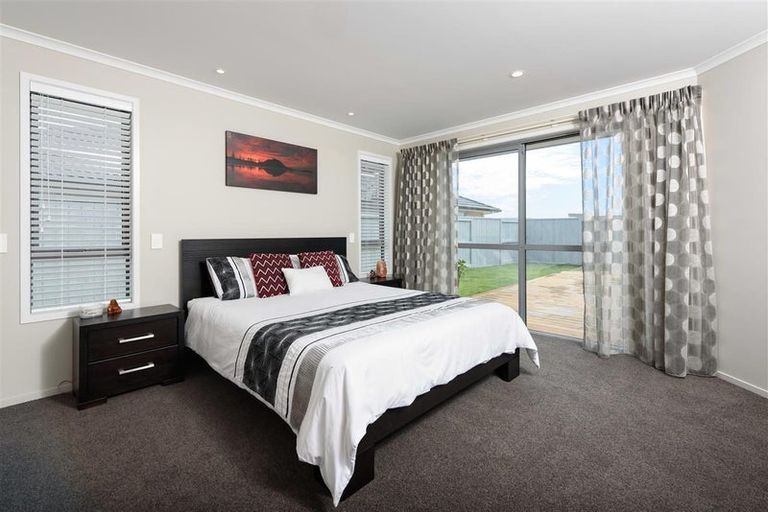 Photo of property in 84 Palm Springs Boulevard, Papamoa Beach, Papamoa, 3118