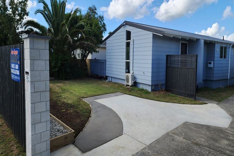 Photo of property in 42 Paramount Parade, Tikipunga, Whangarei, 0112