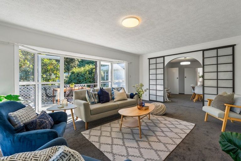 Photo of property in 10 Tui Terrace, Tawa, Wellington, 5028