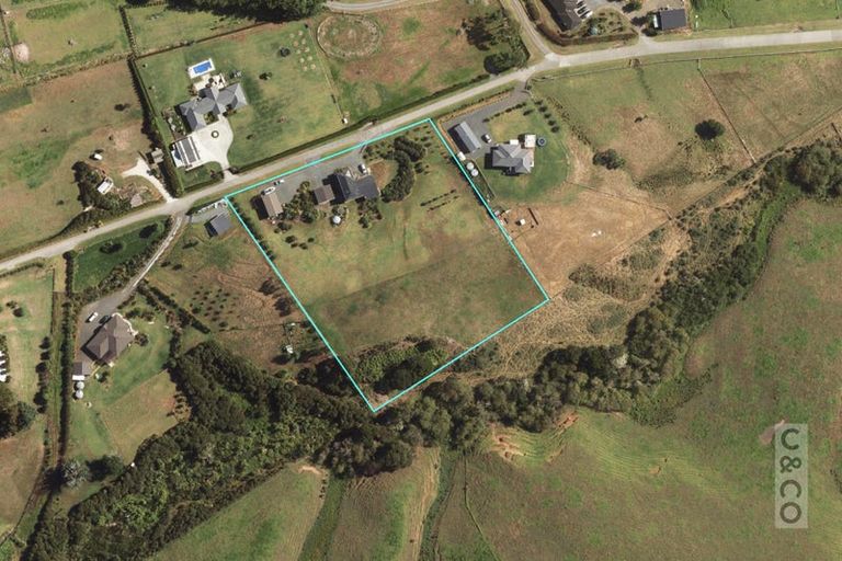 Photo of property in 83 Mount Albion Rise, Taupaki, Henderson, 0782