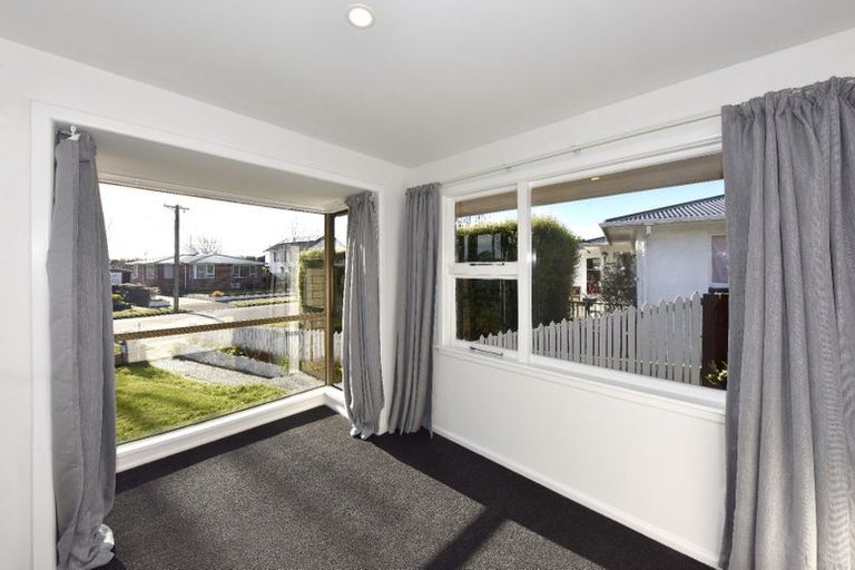 Photo of property in 34 Wingate Street, Redwood, Christchurch, 8051