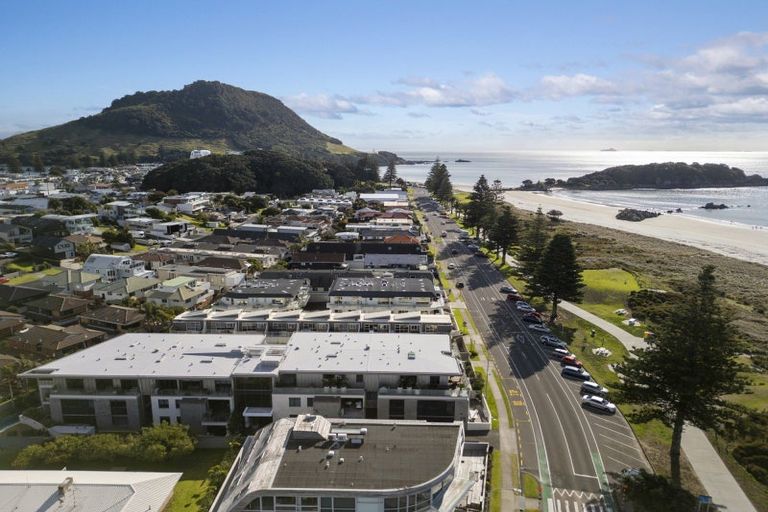 Photo of property in 10/48 Marine Parade, Mount Maunganui, 3116