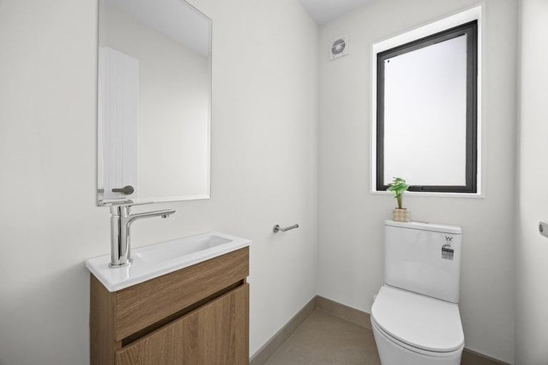 Photo of property in 4c Bettina Place, Manurewa, Auckland, 2102