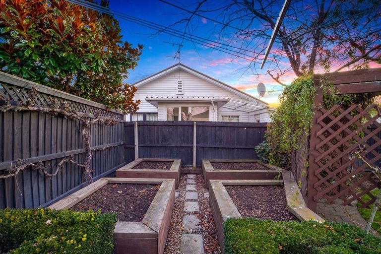 Photo of property in 36 Tui Street, Fendalton, Christchurch, 8041