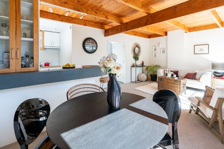 Photo of property in 1/80 Hobson Street, Thorndon, Wellington, 6011