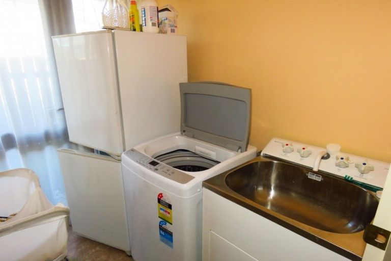 Photo of property in 48 Derby Street, Westport, 7825