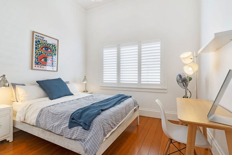 Photo of property in 38 Church Street, Devonport, Auckland, 0624
