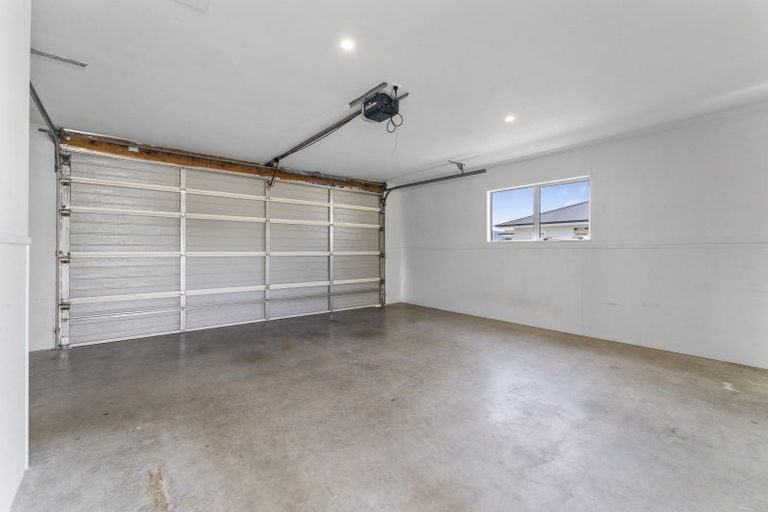 Photo of property in 12 Dal Din Drive, Otaki, 5512